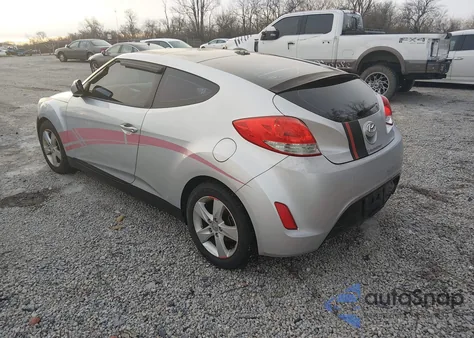 2012 Hyundai Veloster Base W/Black from USA, damaged, VIN KMHTC6ADXCU062703